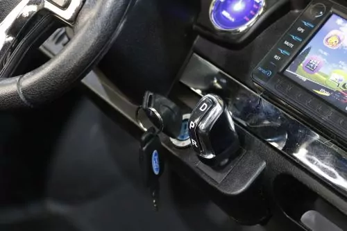 B-Ware Ford Ranger lackiert Allrad 2- Sitzer - beschädigt