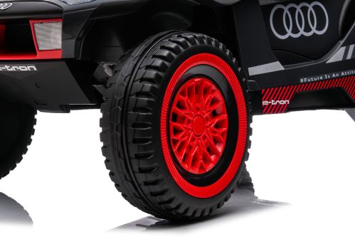 Elektro Kinderauto AUDI RS Q ETRON mit Lizenz 2x35W 12V/7Ah