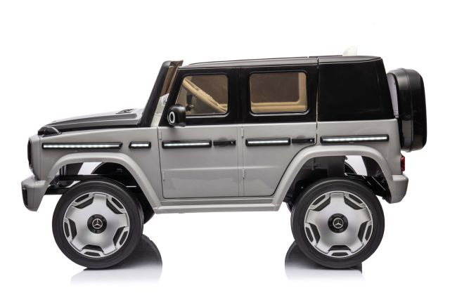 Elektro Kinderauto Mercedes EQG lackiert mit Lizenz 2x35W 12V/9Ah