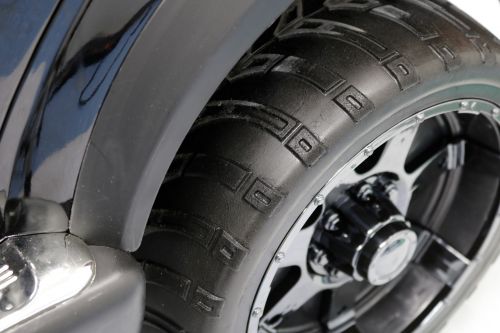 Ersatzteil 1191261 Ford Raptor Reifen