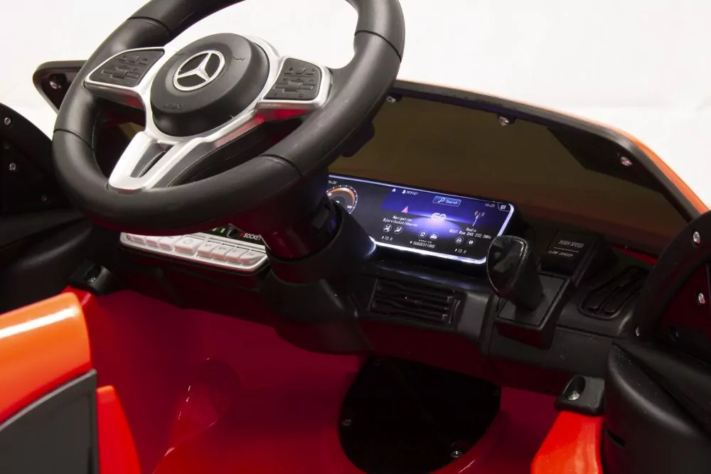 Kinder Elektro Auto Mercedes Benz EQC 400 2x 15W 6V 2.4G RC Bluetooth Kinder Elektro Auto Mercedes Benz EQC 400 2x 15W 6V 2.4G RC Bluetooth