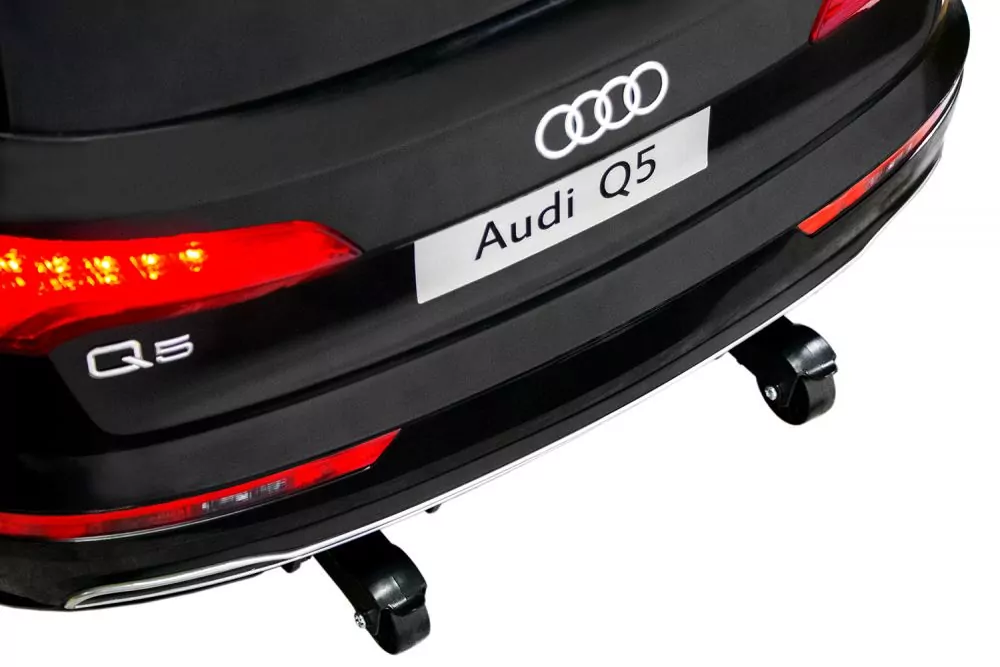 Kidcars Kinder Elektroautos mit Akku Kinder Elektro Auto Audi Q5 Policecar 2x 40W 12V 7Ah 2.4G RC Bluetooth