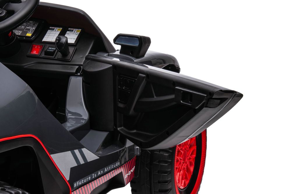 Elektro Kinderauto AUDI RS Q ETRON mit Lizenz 2x35W 12V/7Ah