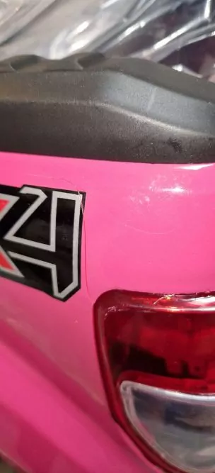 B-Ware Ford Ranger lackiert Allrad 2- Sitzer - beschädigt B-Ware Ford Ranger lackiert Allrad 2- Sitzer - beschädigt